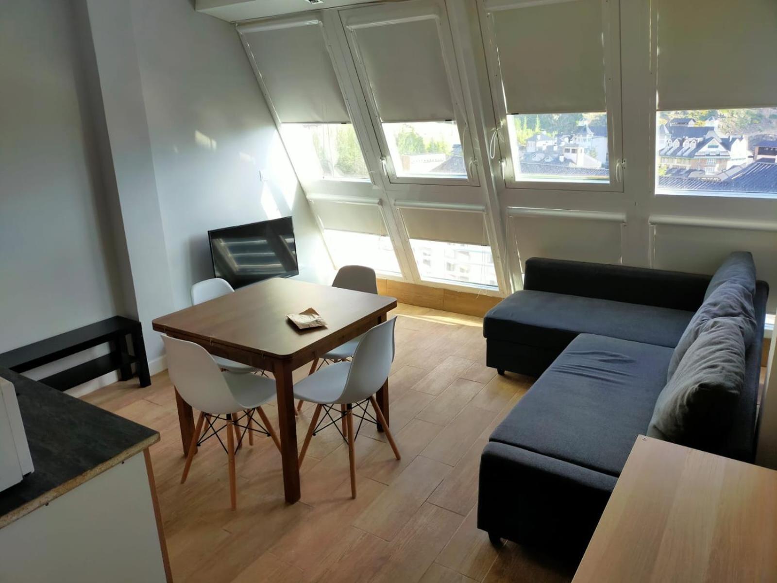 Plaza Pradollano 1 Apartment *